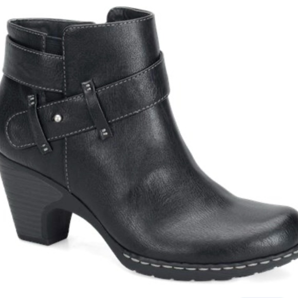 Euro soft Thomasina women’s size 7 black booty boots with side zip - Picture 1 of 13
